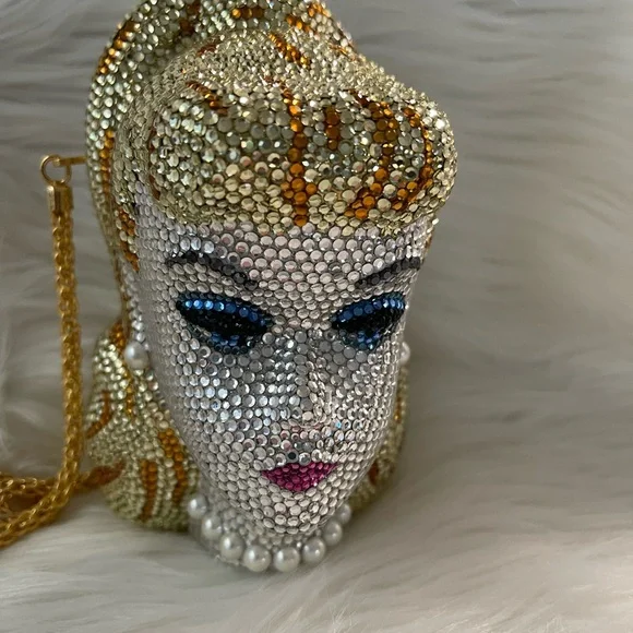 Rare Kathrine Baumann Beverly
Hills Artist Proof Barbie
Minaudiere Evening Bag - Picture 4 of 6